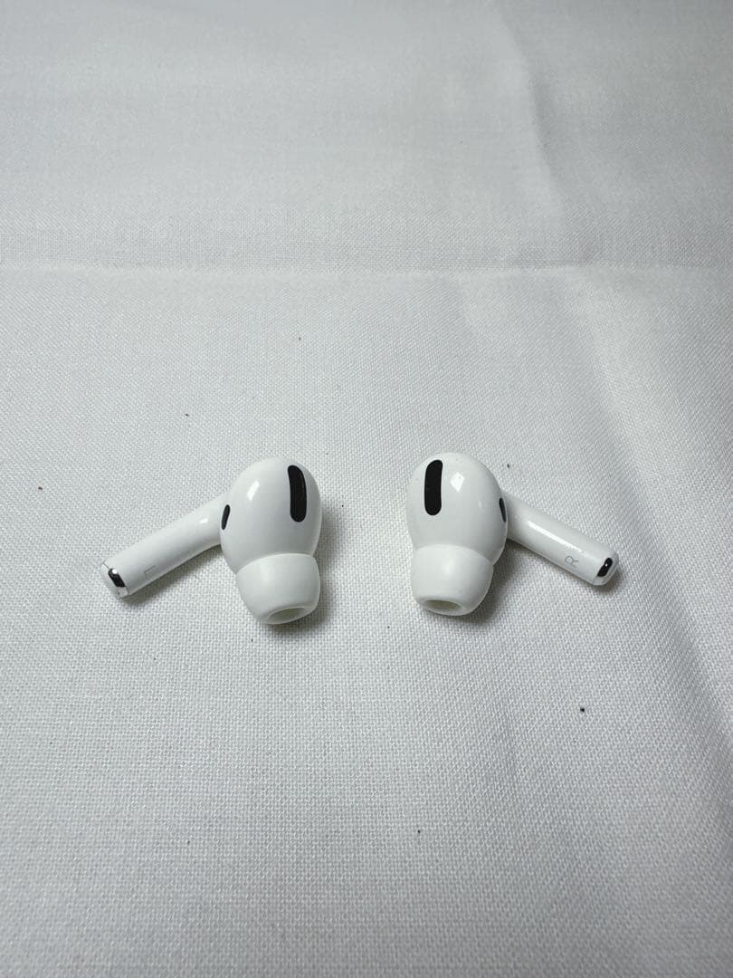 【完動品】アップル　AirPodsプロ第1世代　ブリーフィングケースおまけ