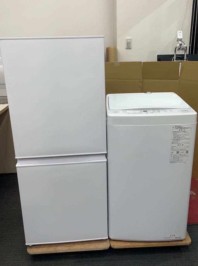 高年式★名古屋市近郊送料無料！一人暮らし家電二点セット　シャープ冷蔵庫東芝洗濯機
