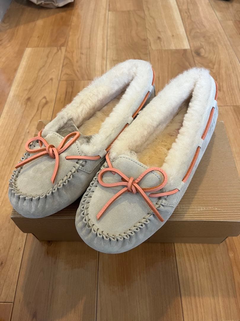 【希少カラー】UGG モカシン W Bella Ⅱ