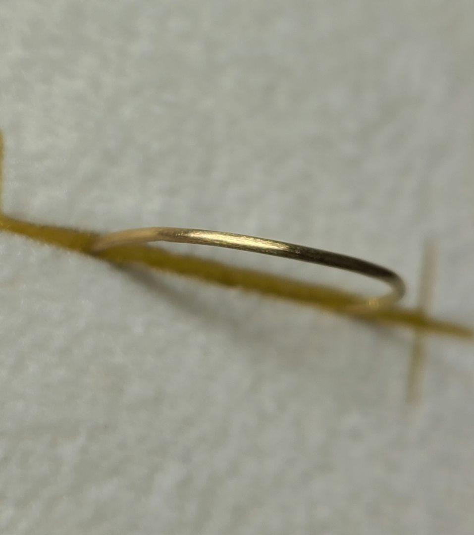 1本でも重ねづけにも可愛いです!!★18金プレーンリング、マット加工★