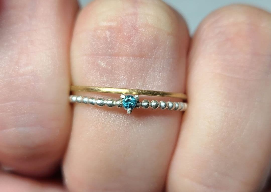 1本でも重ねづけにも可愛いです!!★18金プレーンリング、マット加工★