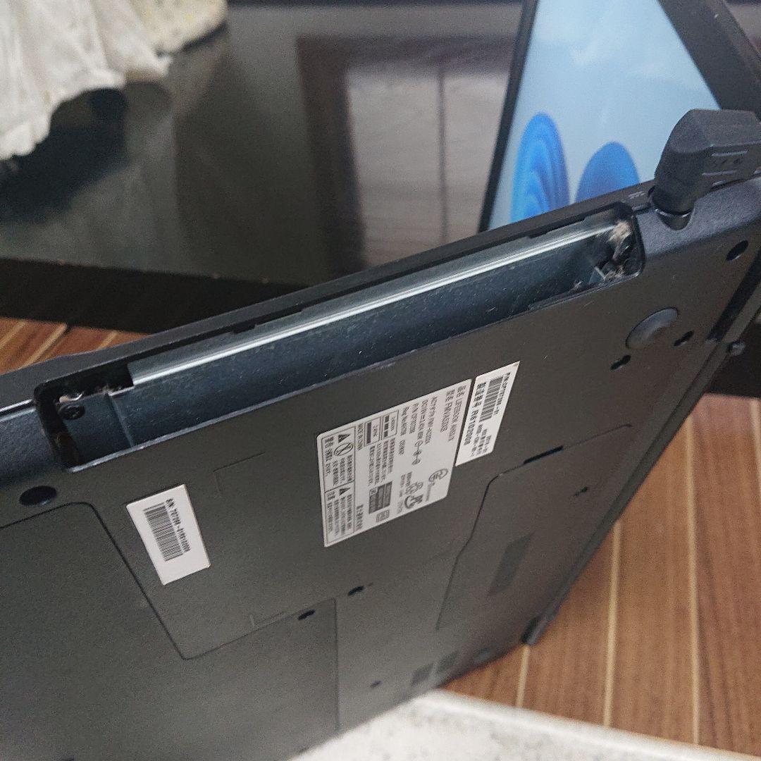 富士通 LIFEBOOK AH53/X メモリ8GB SSD