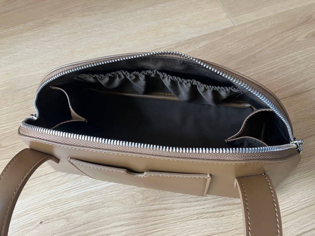 ADD CULUMN/ アドカラム　FIGREボディバッグ