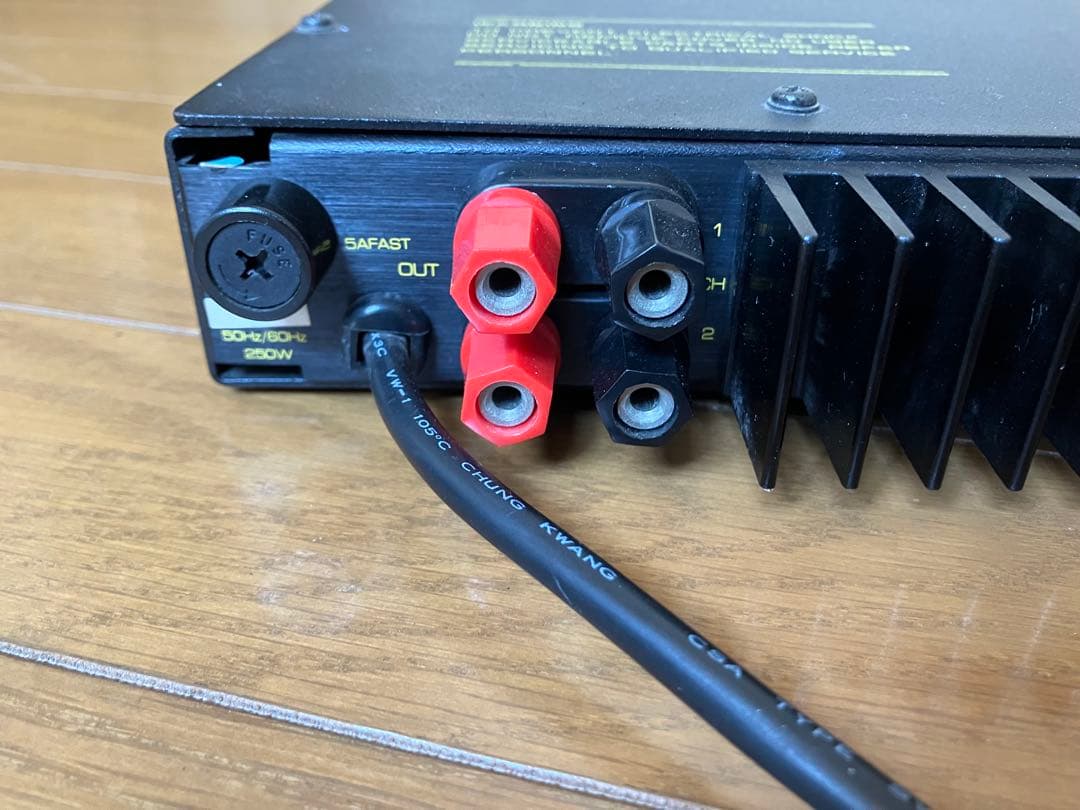 AB PROFESSIONAL SERIES 200 パワーアンプ