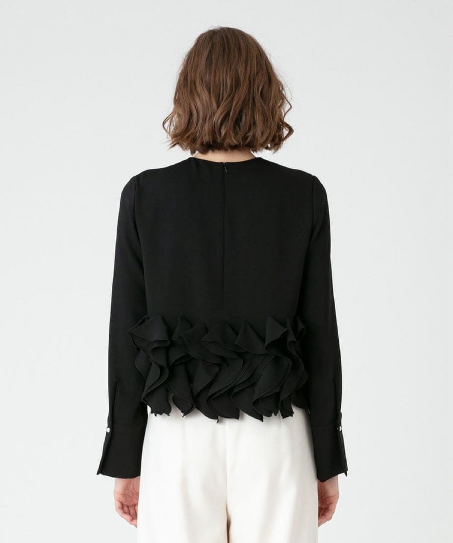 ルルウィルビー　ラッフルコサージュブラウス　ブラック　アルアバイル