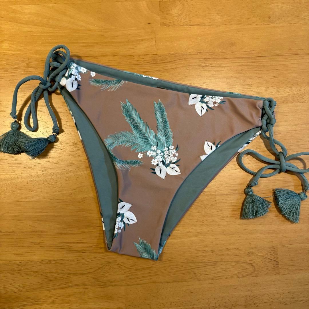 alexiastamビキニ上下セット