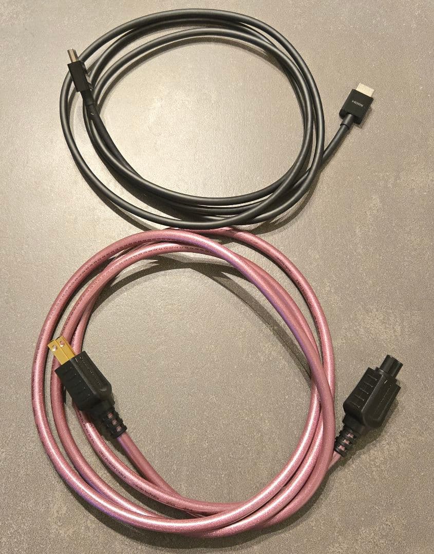 Apple TV (第2世代) [型番:A2169] ★他社製ケーブル付属！