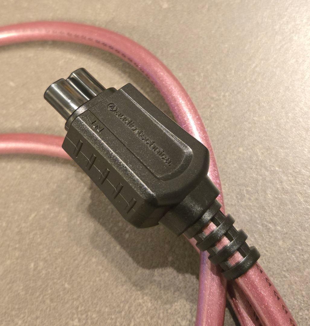 Apple TV (第2世代) [型番:A2169] ★他社製ケーブル付属！