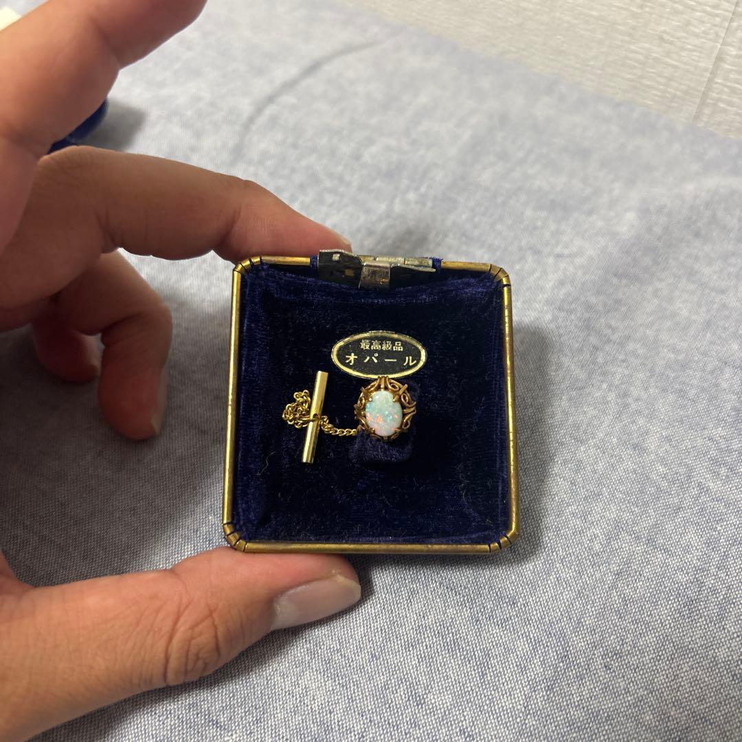 18金　オパールピアス