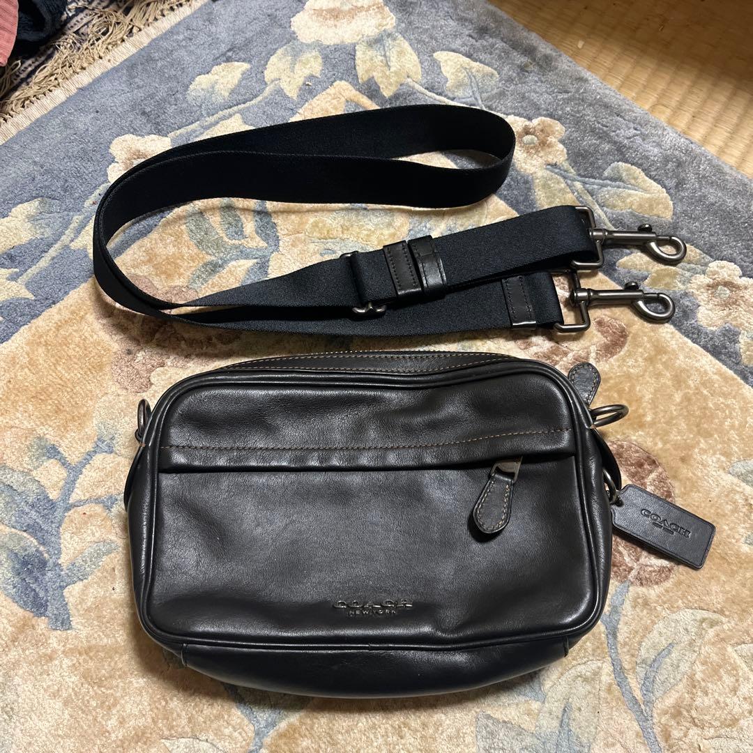 COACH ブラックレザー ショルダーバック 中古品　　1回だけ使用