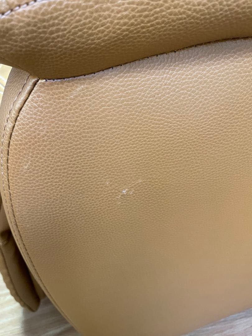 送料込！ニトリ　キャメル色 レザー本革1人用電動リクライニングソファービリーバー