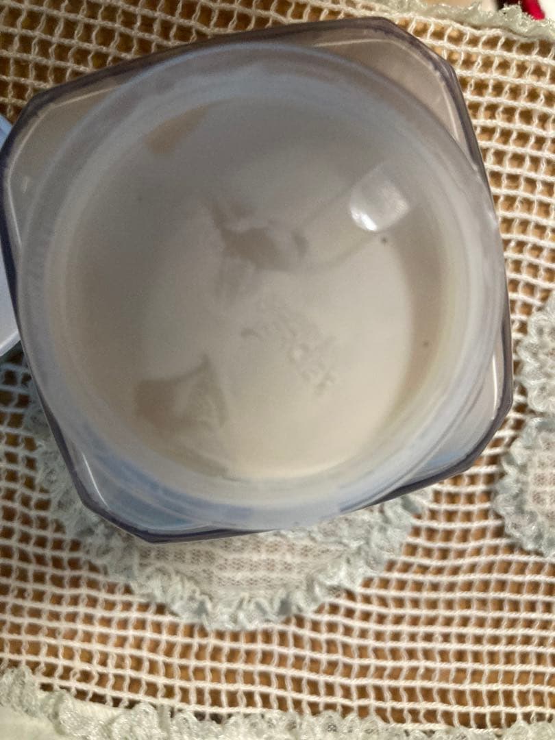 LAURA MERCIER ボディクリーム 200g アンバーバニラと試供品香水