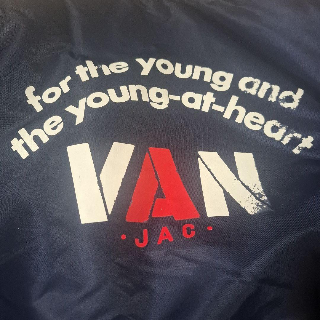 VAN JAC ネイビー スタジャンジャンバ－　 Mサイズ