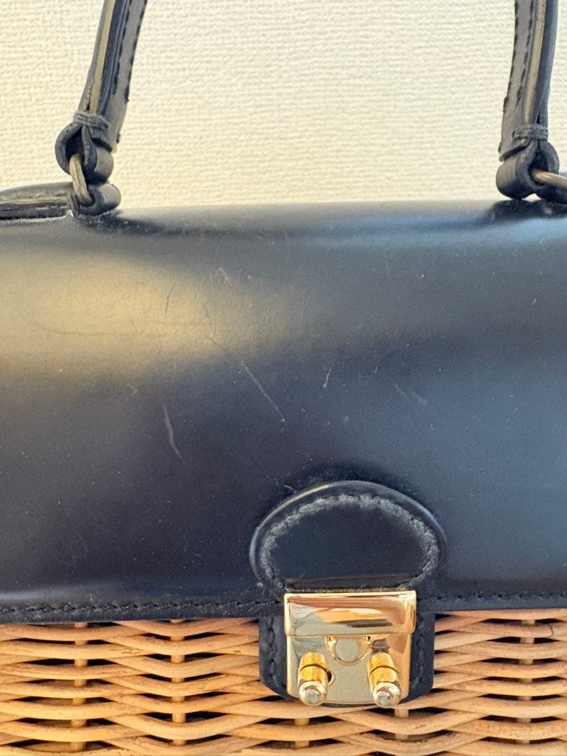 ebagos カーフ・ハンドバッグ M