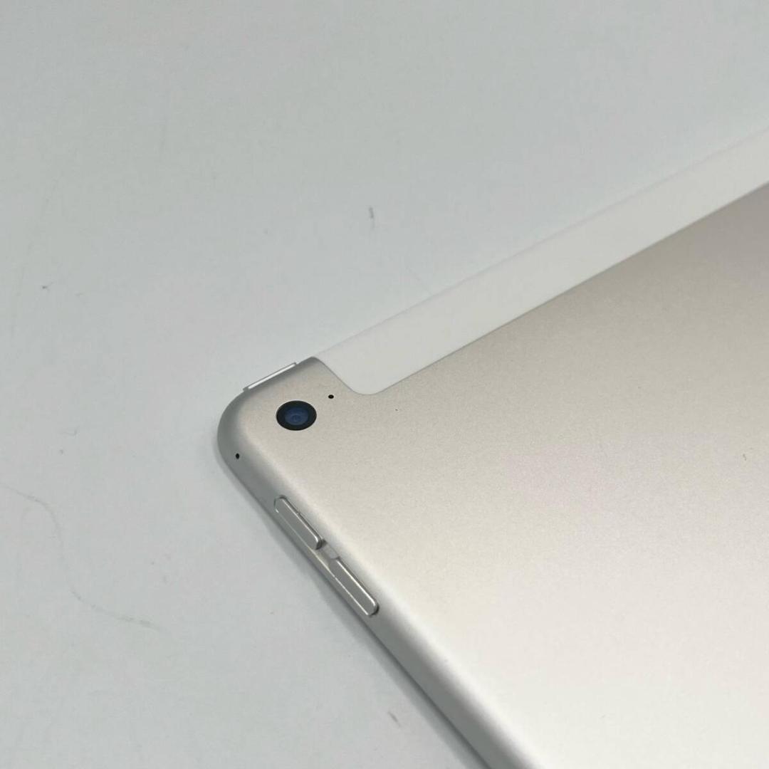 【美品】⭐️Apple iPad Air 2 docomo ストレージ32GB