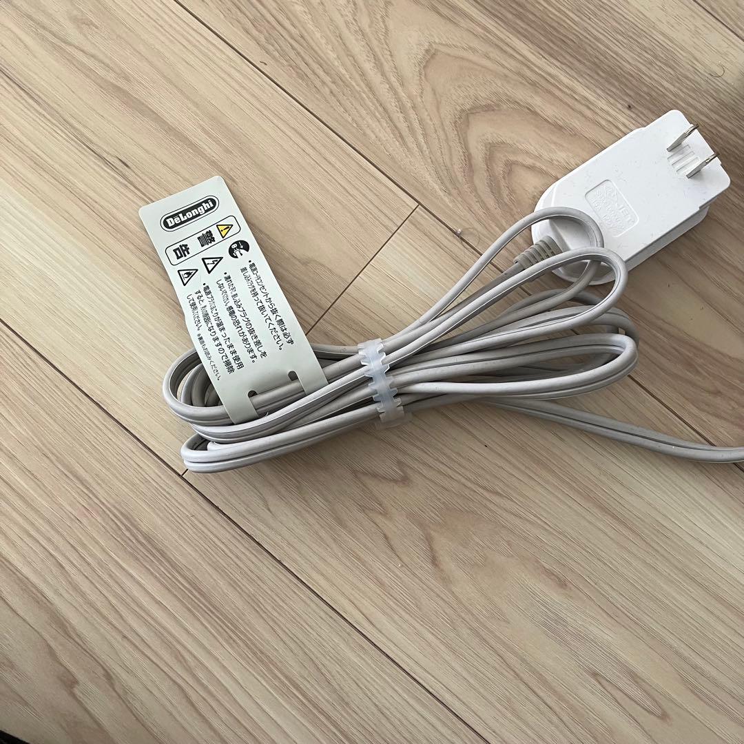 デロンギ　RHJ21F0812-WH　オイルヒーター