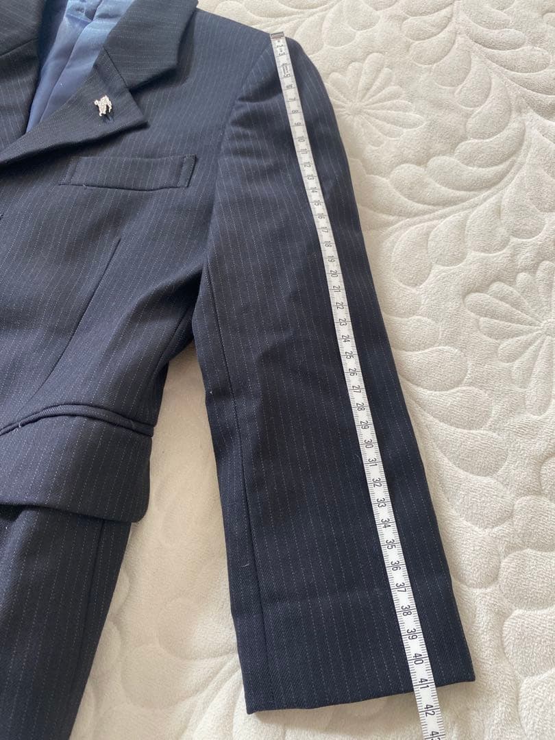 バーバリー　スーツ　卒園式　入学式　バッチ付き