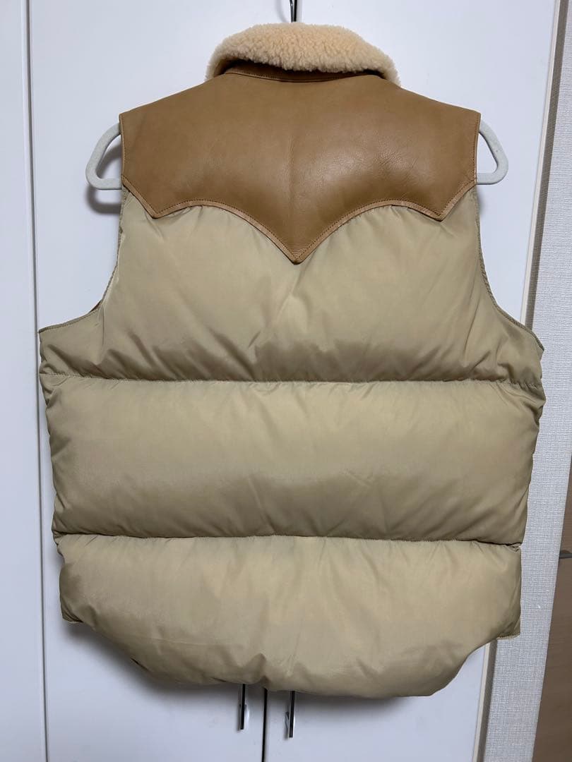 ロッキーマウンテンフェザー　クリスティーベスト　38 ベージュ　キムタク　GDC