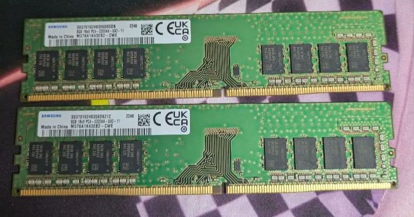 デスクトップ用メモリ　PC4-3200AA 8GB✕2枚(16GB)