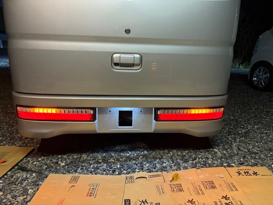 エブリイ　テールランプ　da17w ライツ