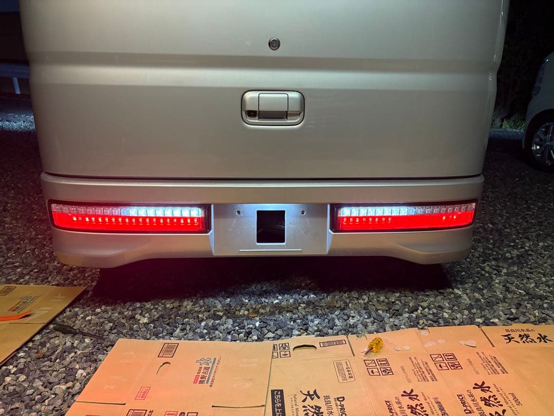 エブリイ　テールランプ　da17w ライツ