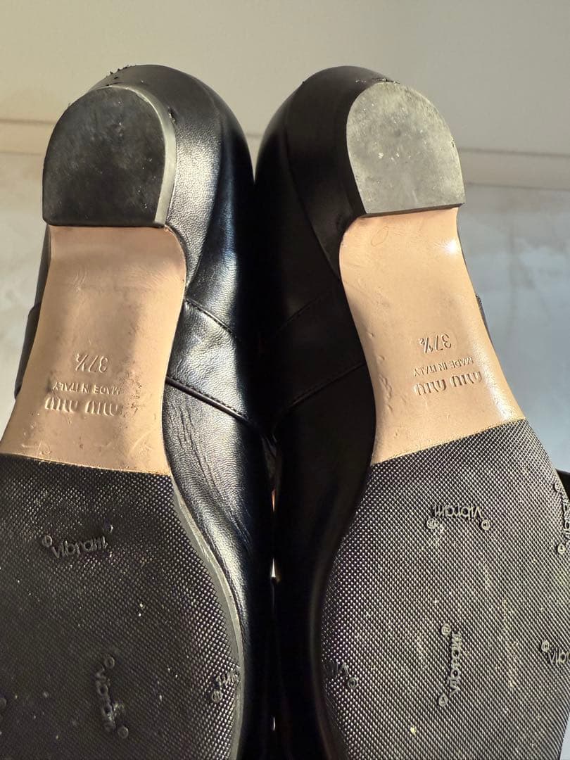 miumiuミュウミュウ　リボンストラップ37.5