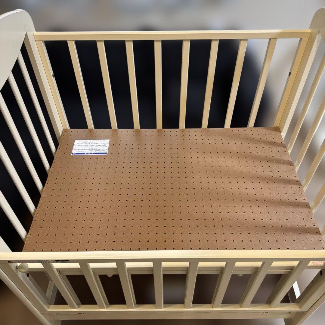 【匿名配送】 カトージ ベビーベッド ミニベビーベッド アイボリー 白