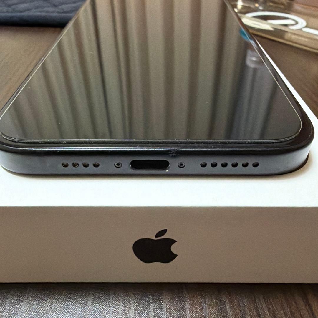 iPhone 15Plus 128GB simフリー本体