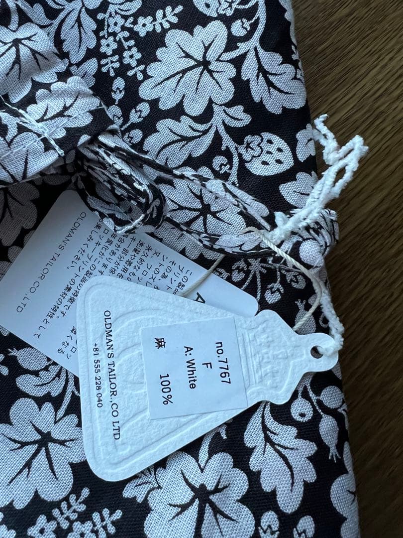 WILD BERRY DRAWSTRING BAG (L)ホワイト週末最終価格