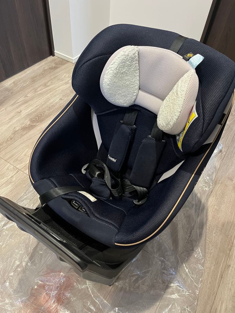 【中古】Combi クルムーヴ スマート ISOFIX エッグショック ネイビー
