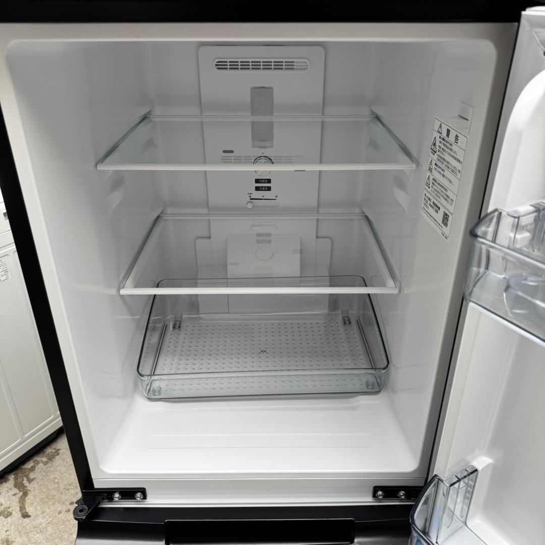 246⭐️2025年製美品★シャープ　冷蔵庫　右、左開き　一人暮らし　自動霜取り