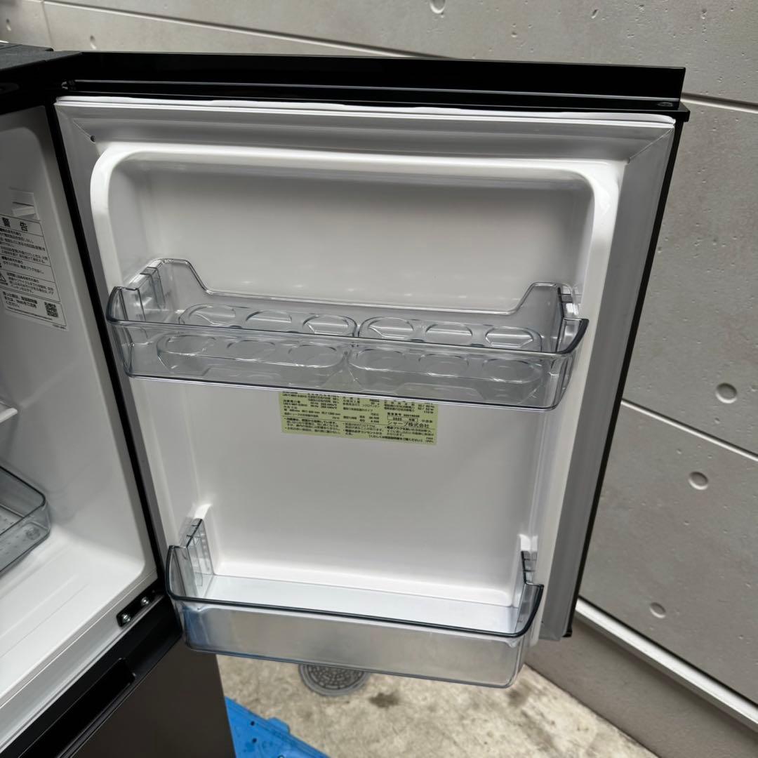 246⭐️2025年製美品★シャープ　冷蔵庫　右、左開き　一人暮らし　自動霜取り