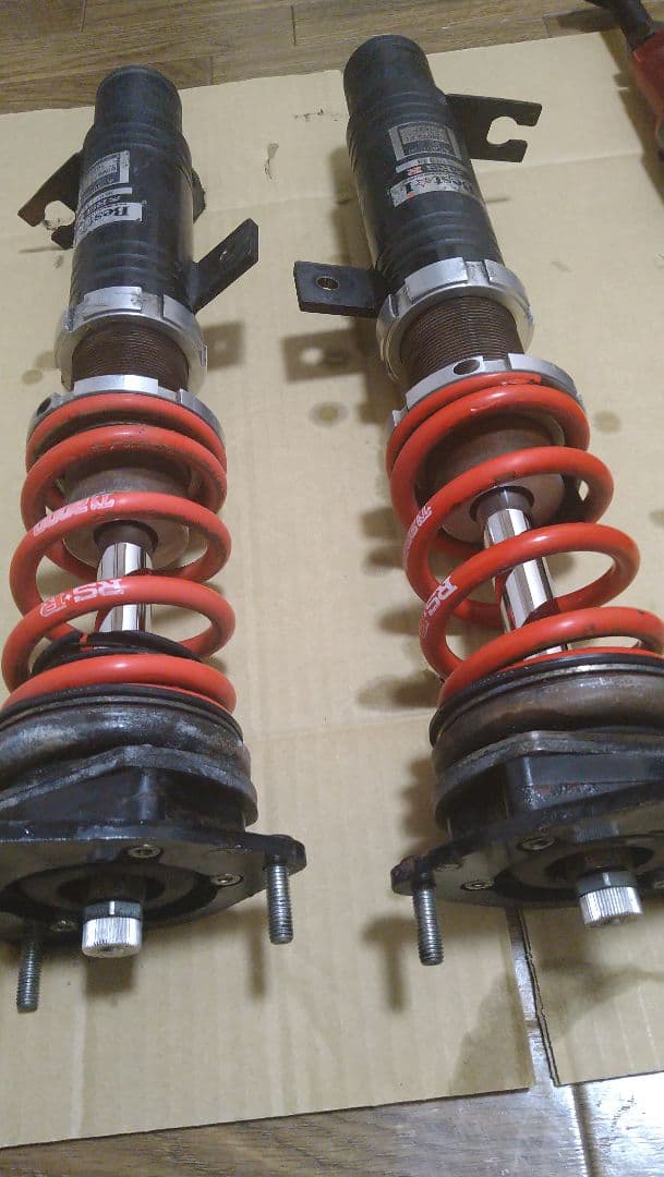 プレマシー用車高調CREW CR3W 　 フロントRSR 　リヤラルグス