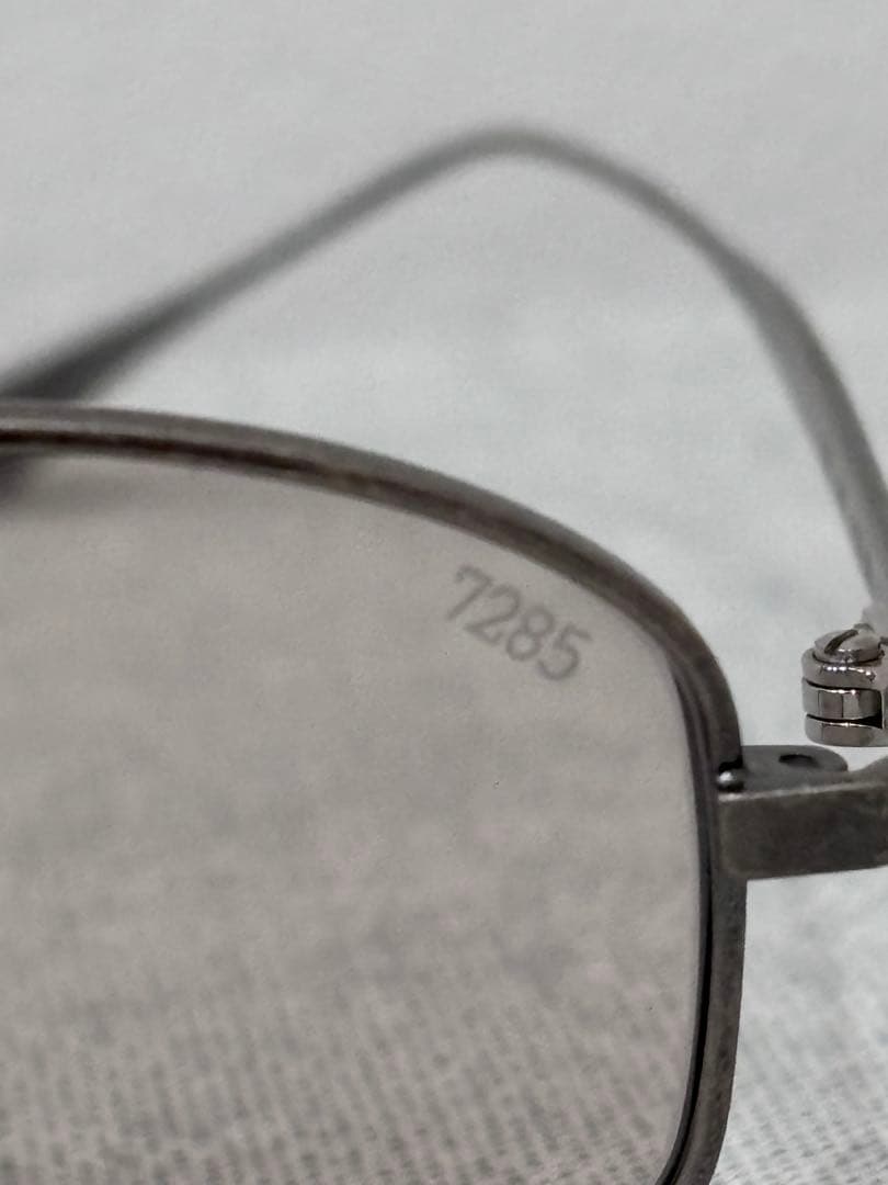 新品未使用EYEVAN7285 1017 col.820