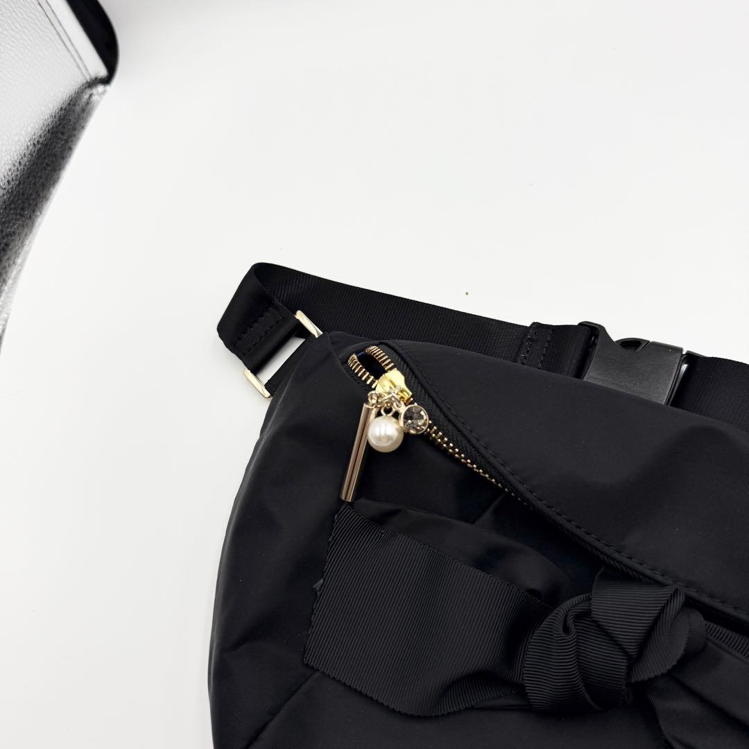 未使用品✨LANVIN ランバンオンブルー ボディバッグ ウエストポーチ リボン