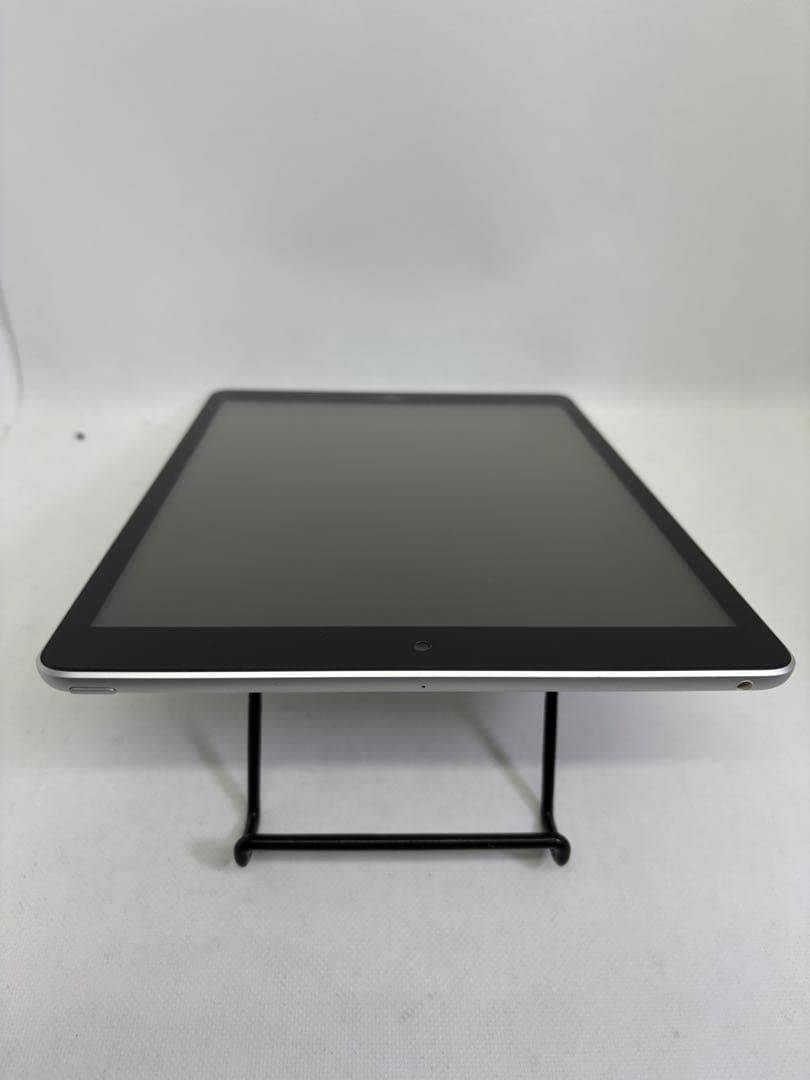 【超美品】Apple iPad 第9世代 64GB Wi-Fiモデル シルバー