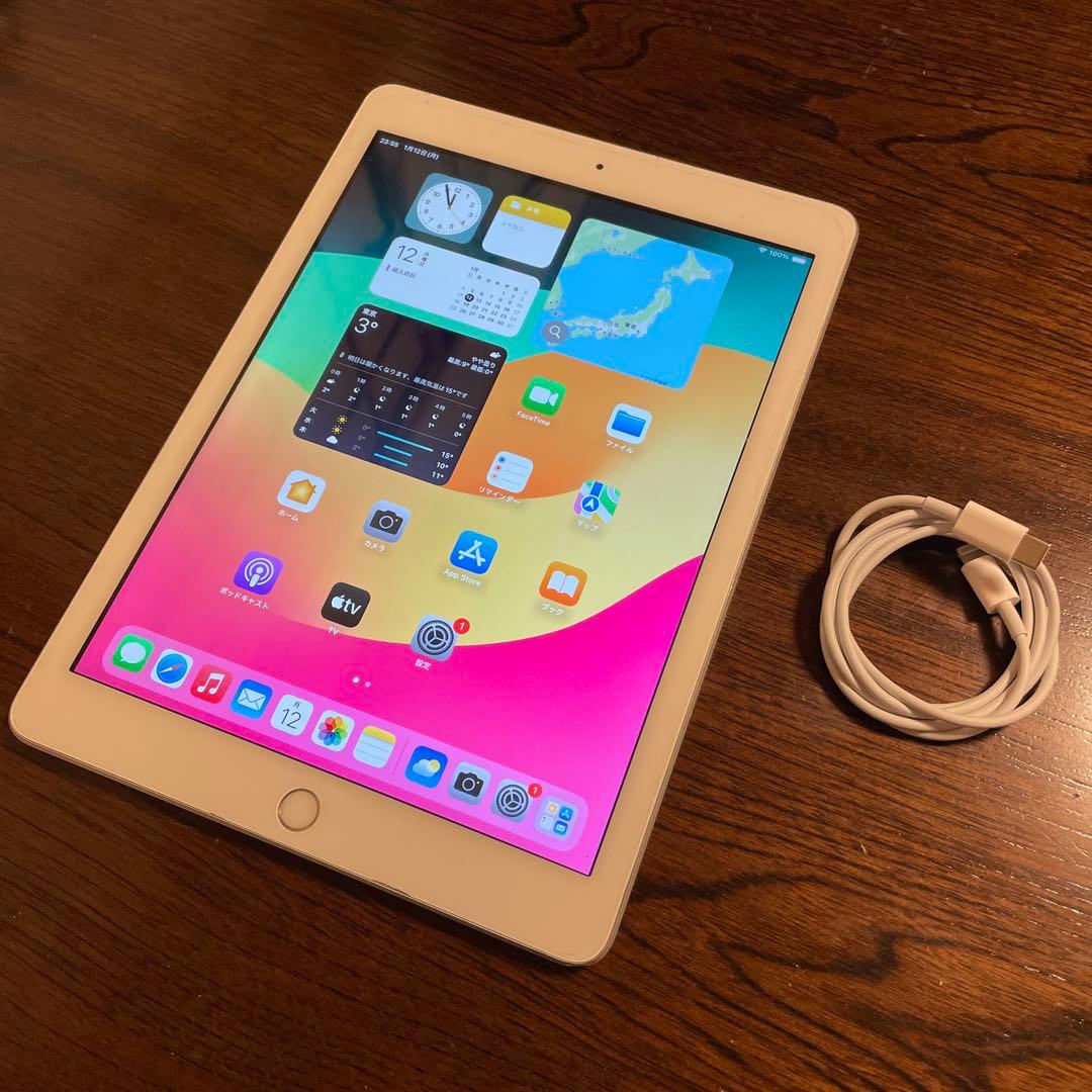 Apple iPad 6 シルバー　32GB Wi-Fiモデル 初期化済み