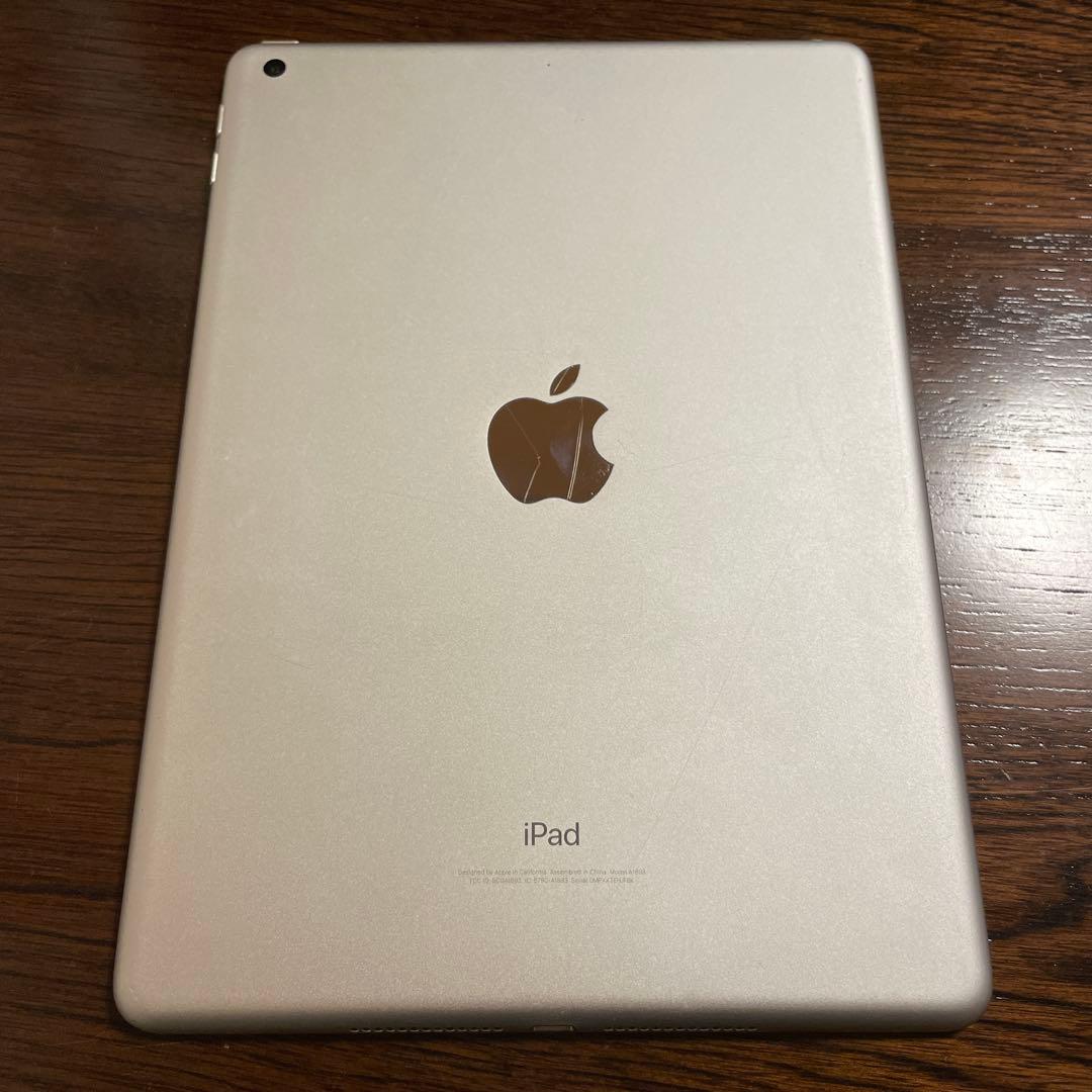 Apple iPad 6 シルバー　32GB Wi-Fiモデル 初期化済み
