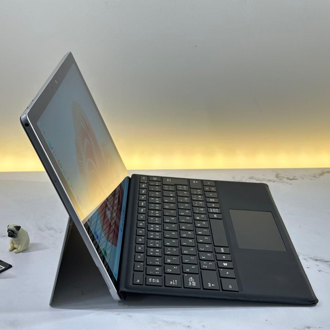 【美品】　Surface Pro7+ i5/8/128 Office