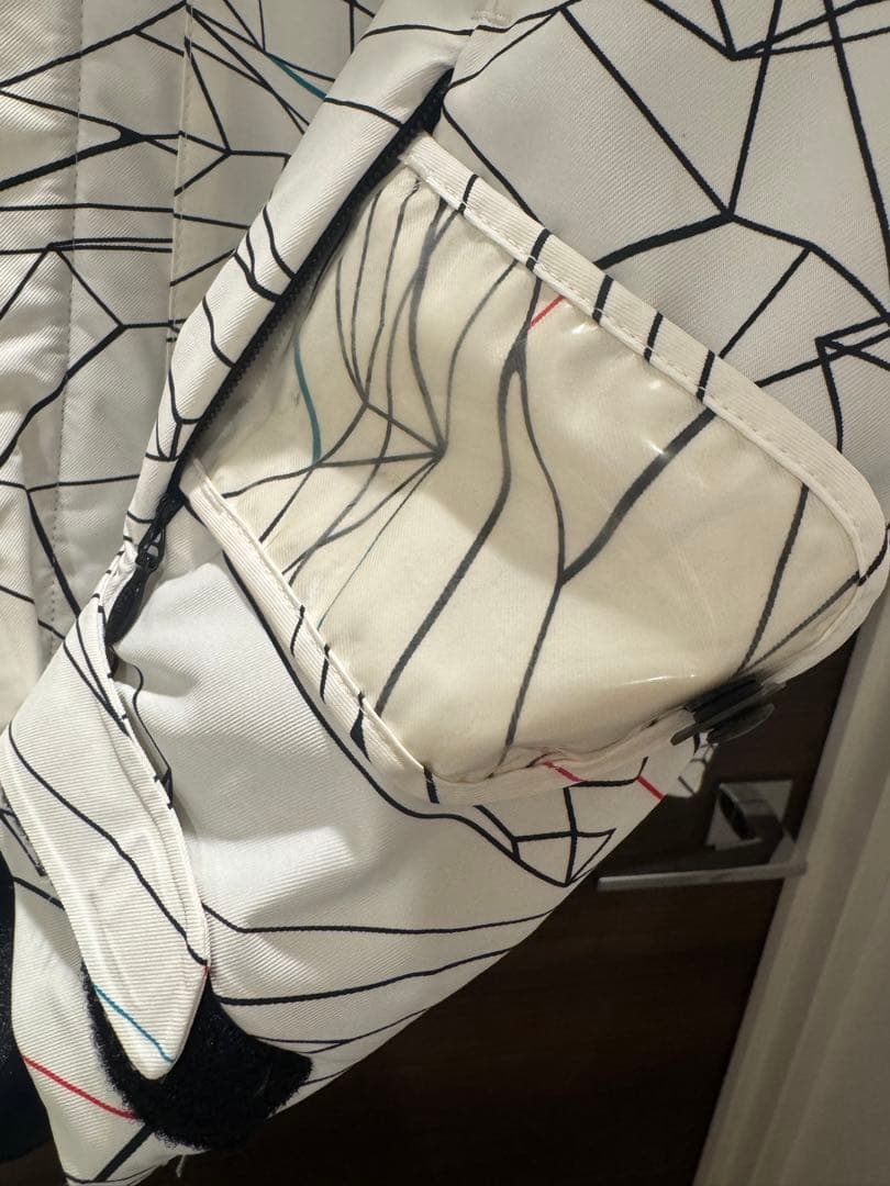 ロイ 【クリーニング・撥水加工済み】スキーウェア　デサント　女性用