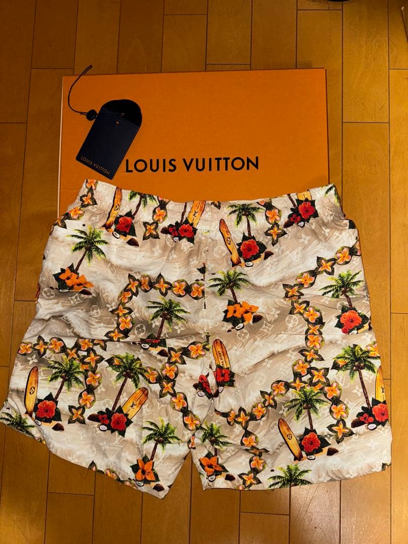 LOUIS VUITTON ルイヴィトン　水着　パンツ