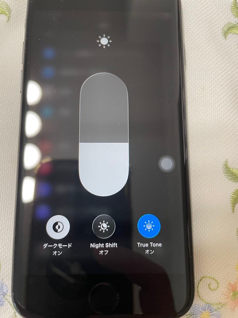 Apple iPhone se2 ブラック本体　64g