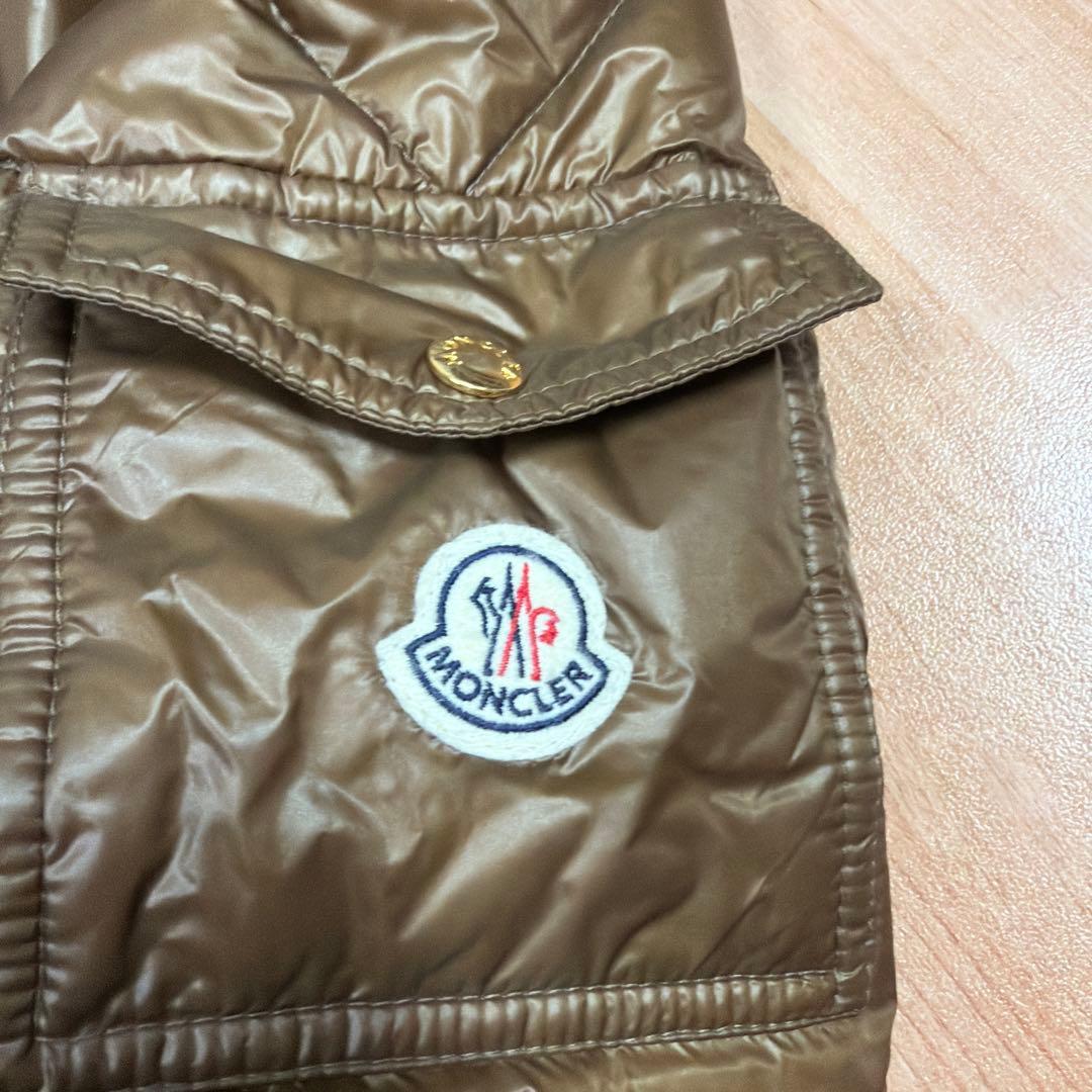 モンクレール　マヤ　ダウン