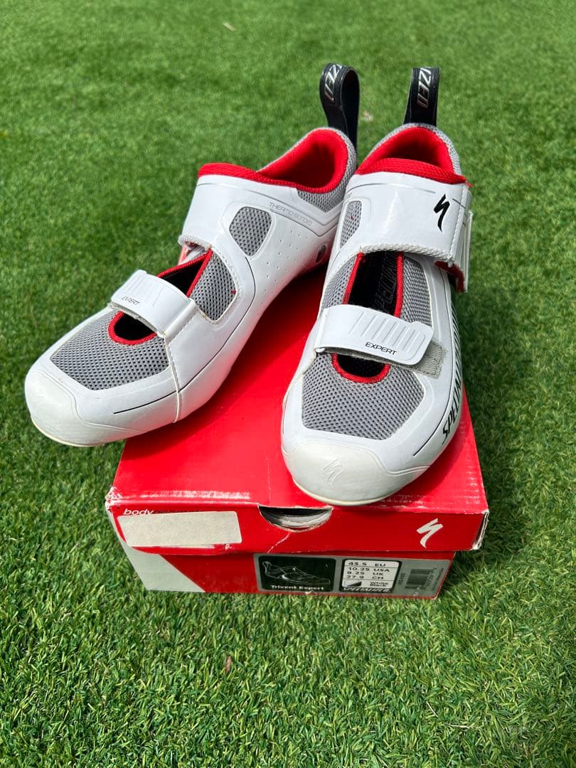 美品 ★トラアス★ スペシャライズド シューズ 27.9cm