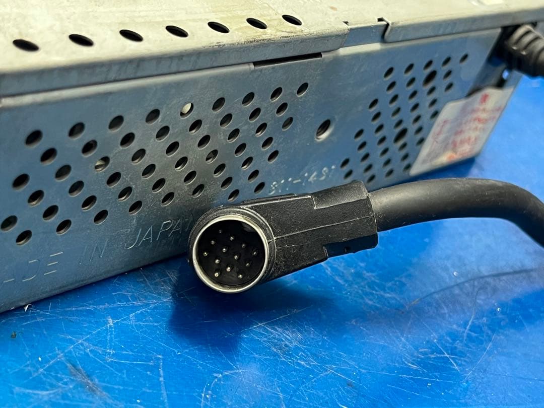 24ボルトクラリオンCDデッキ