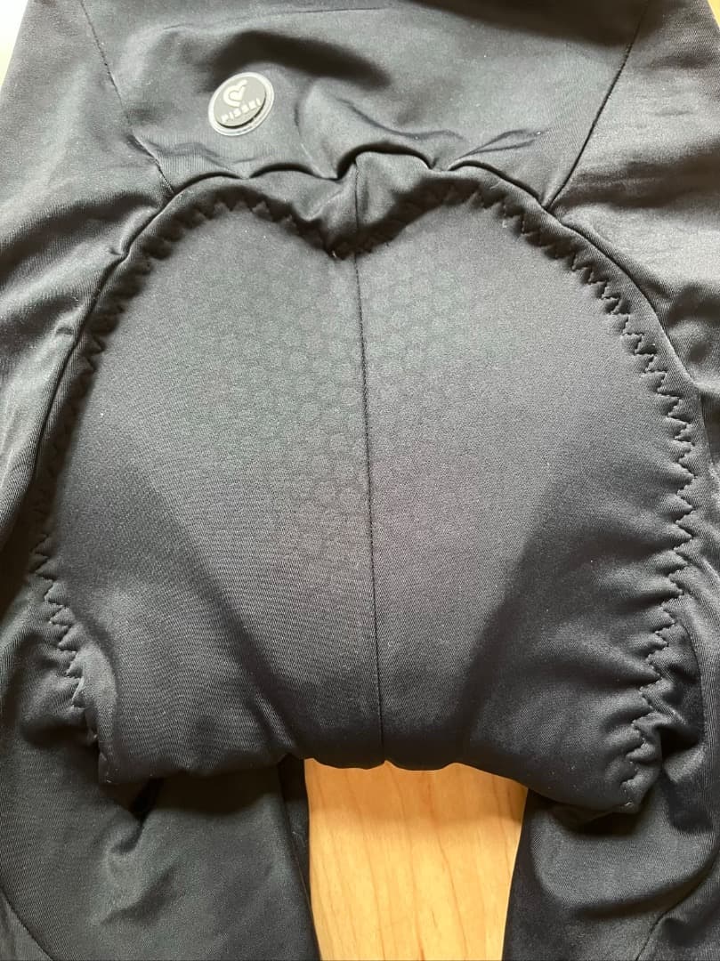 ピセイPISSEI ビブショーツ 新品、未使用