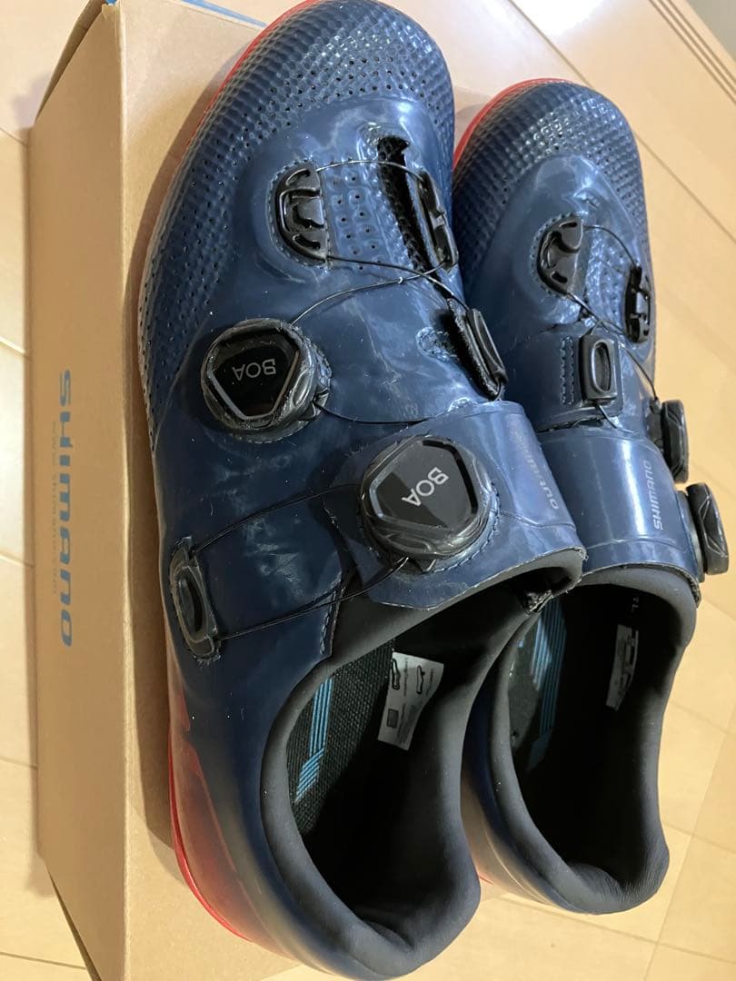 シマノ　RC7 サイズ42