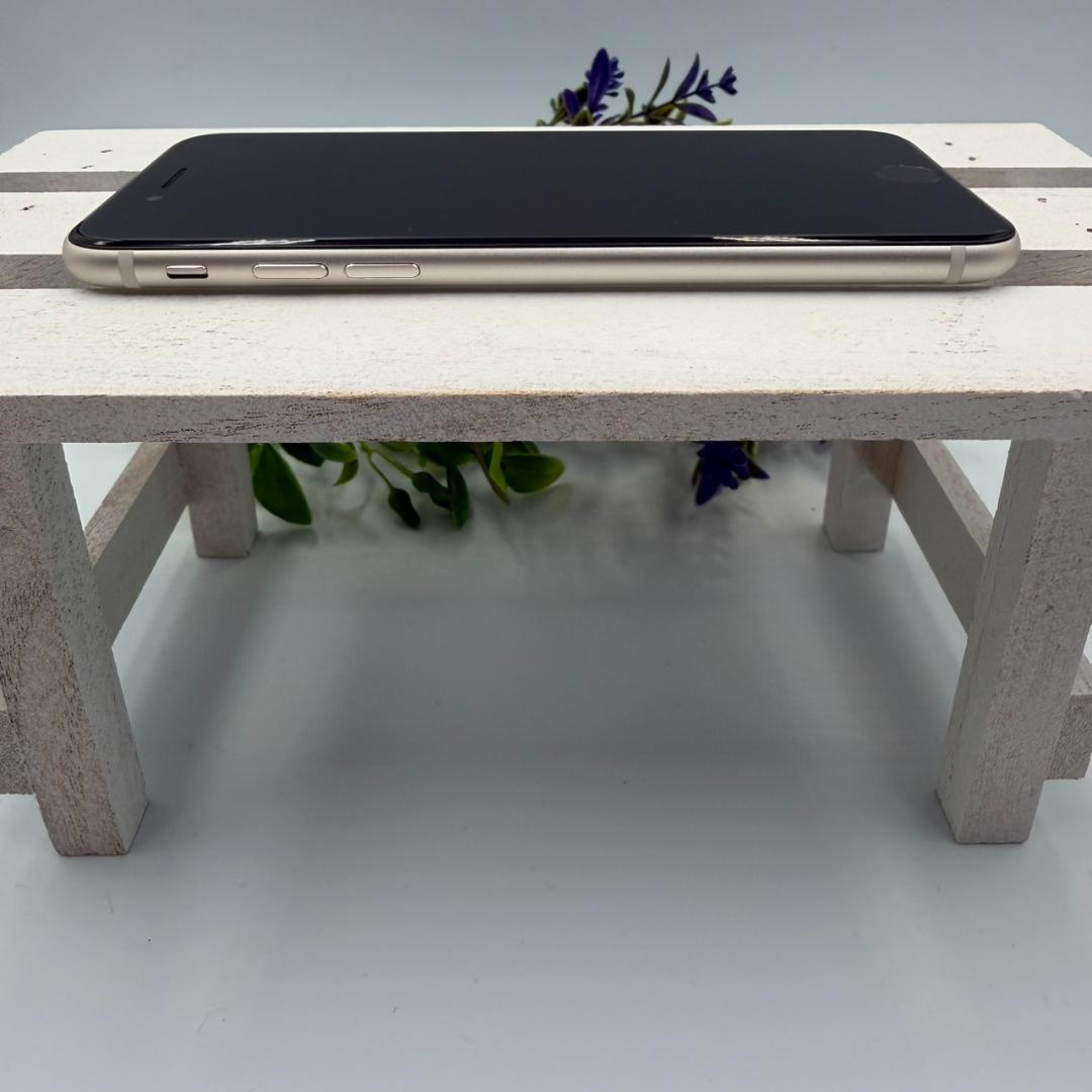 iPhone SE第3世代 64GB スターライト 316