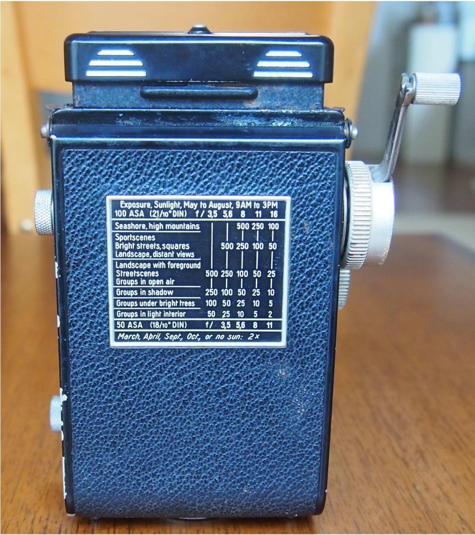 フィルムカメラ Rolleicord Schneider-Kreuznach 1:3.5/75