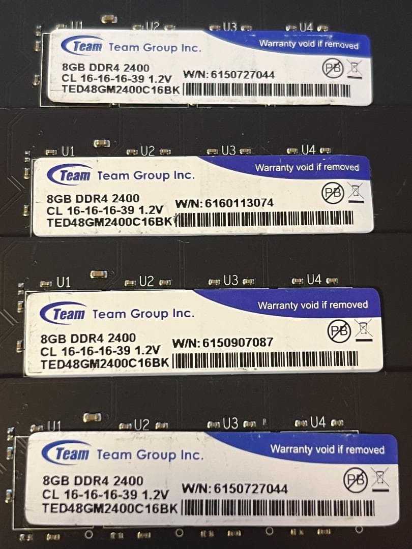 【中古品】Team 8GB DDR4 メモリー 計32GB(8GBx4枚)
